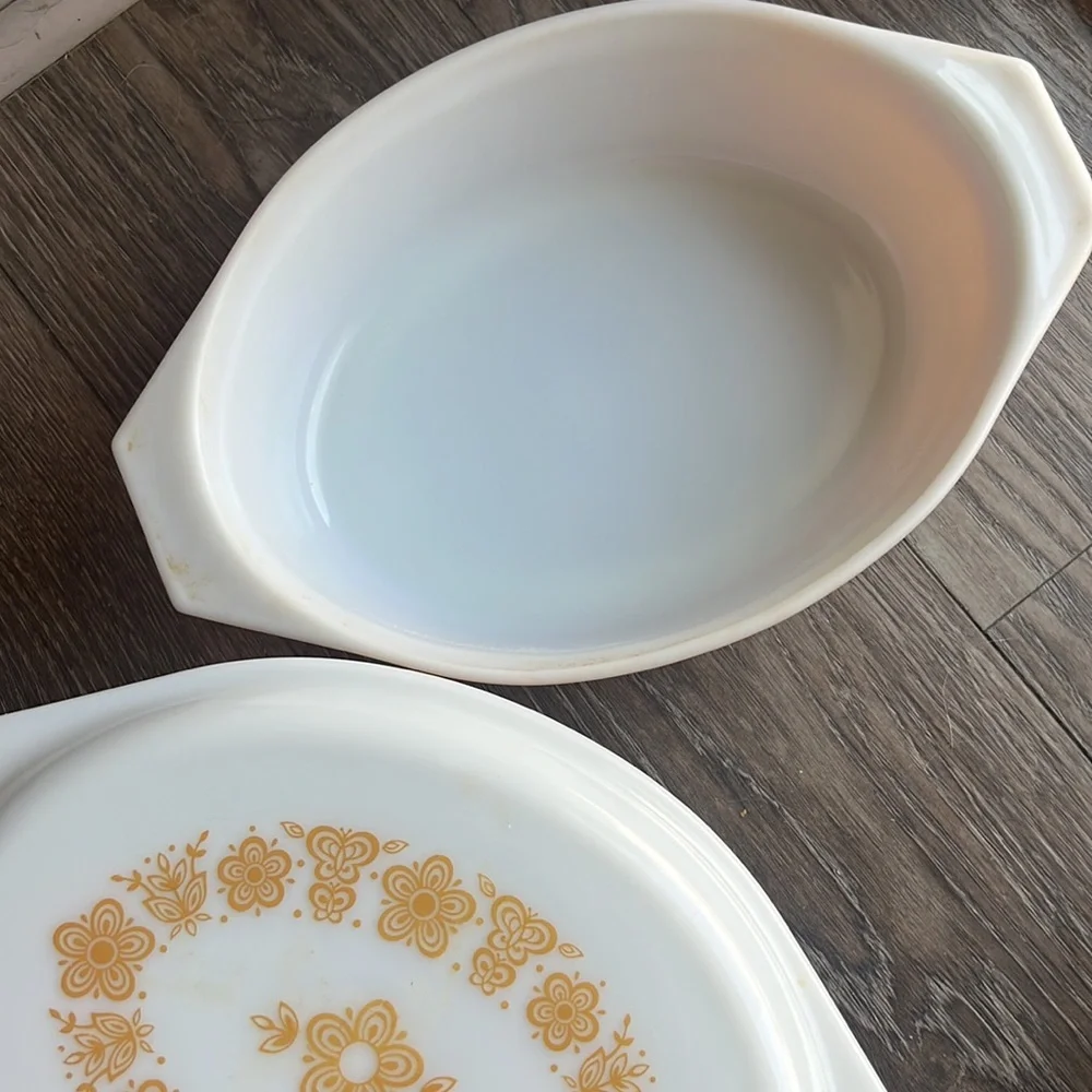 Pyrex Butterfly - Picture 2 of 3